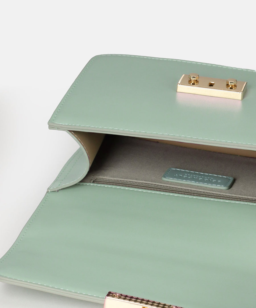 1036 - 567 - 474gFair produzierte Handtasche Tricolor Pitea in aqua shades/gold von Seidenfelt - Wildflowers