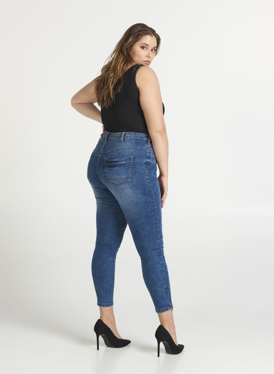 5711285241419Kurzgröße Jeans Mittelblau Skinny Jluna Zizzi - Wildflowers44/30"Mittelblau
