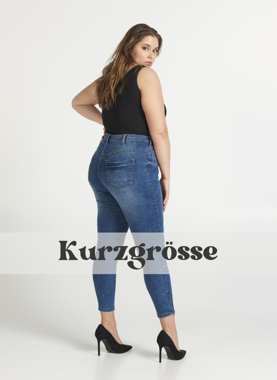 5711285241419Kurzgröße Jeans Mittelblau Skinny Jluna Zizzi - Wildflowers44/30"Mittelblau
